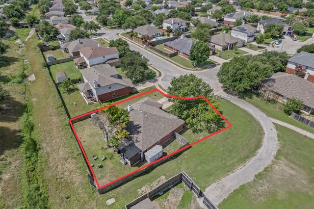 1313 Laurelleaf DR, Pflugerville, TX 78660