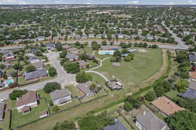 1313 Laurelleaf DR, Pflugerville, TX 78660