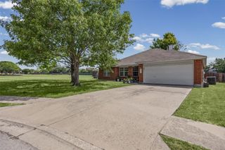 1313 Laurelleaf DR, Pflugerville, TX 78660