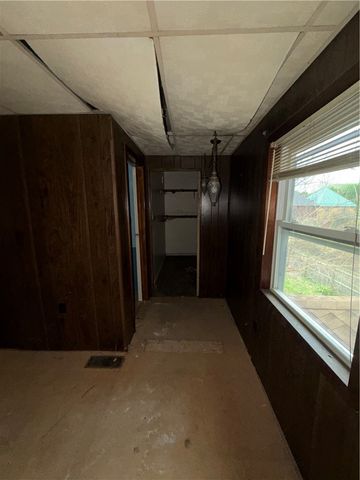 522 3rd Avenue, Tarentum, PA 15084
