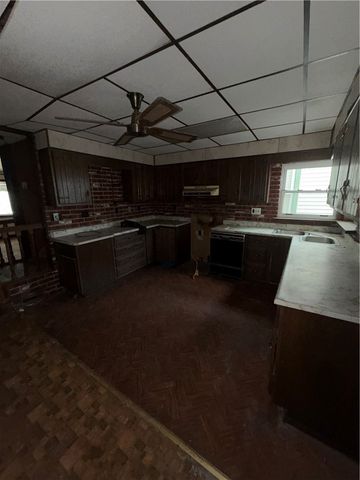 522 3rd Avenue, Tarentum, PA 15084