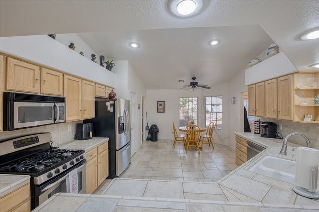 2060 E Oasis Lane, Fort Mohave, AZ 86426