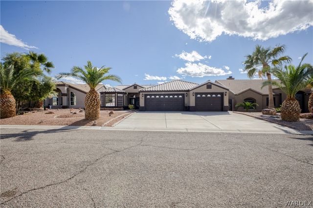 2060 E Oasis Lane, Fort Mohave, AZ 86426