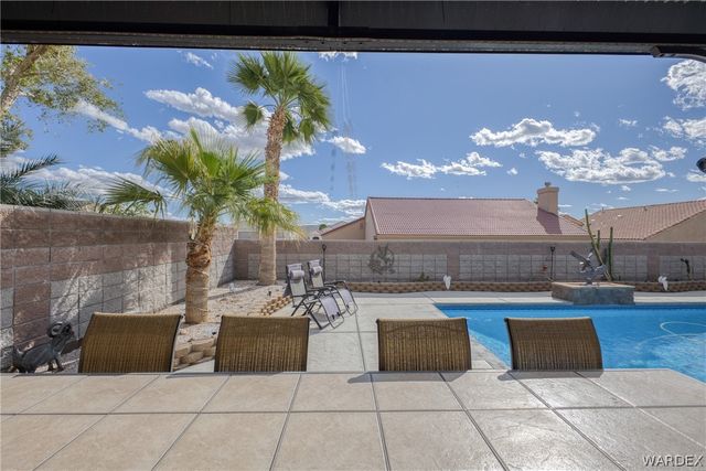 2060 E Oasis Lane, Fort Mohave, AZ 86426