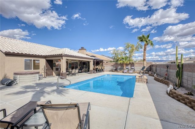 2060 E Oasis Lane, Fort Mohave, AZ 86426