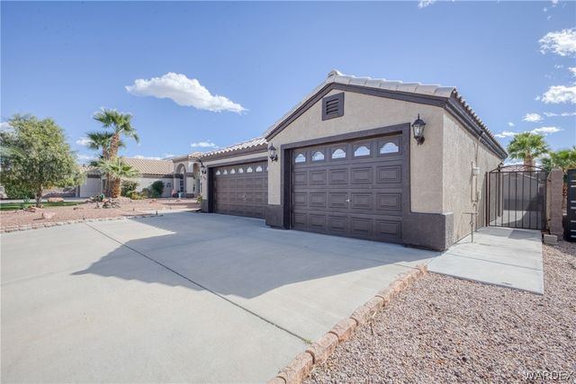 2060 E Oasis Lane, Fort Mohave, AZ 86426
