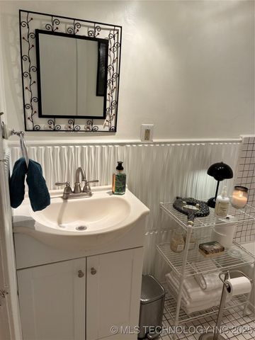 24898 S 305th West Avenue, Bristow, OK 74010