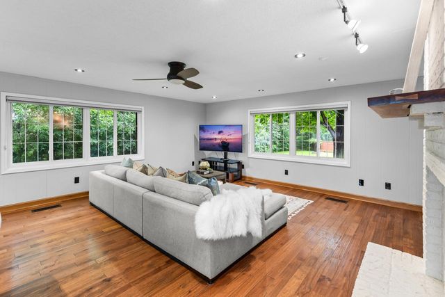 5309 Birchcrest Drive, Edina, MN 55436
