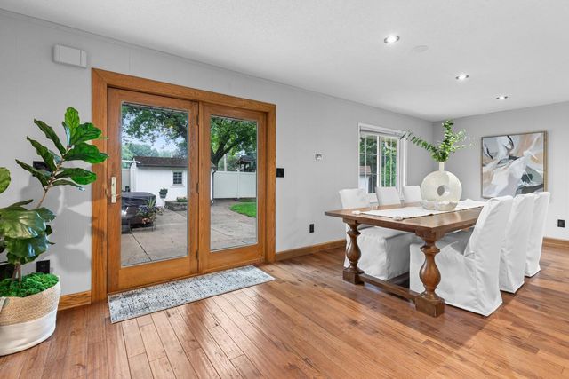 5309 Birchcrest Drive, Edina, MN 55436
