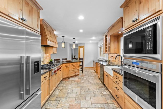 5309 Birchcrest Drive, Edina, MN 55436