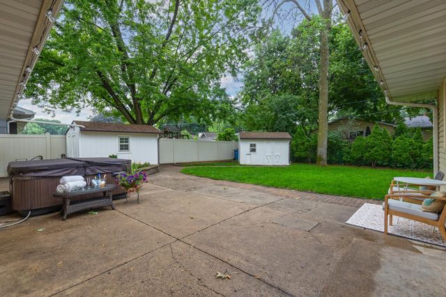 5309 Birchcrest Drive, Edina, MN 55436