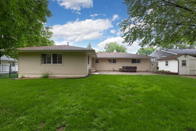 5309 Birchcrest Drive, Edina, MN 55436