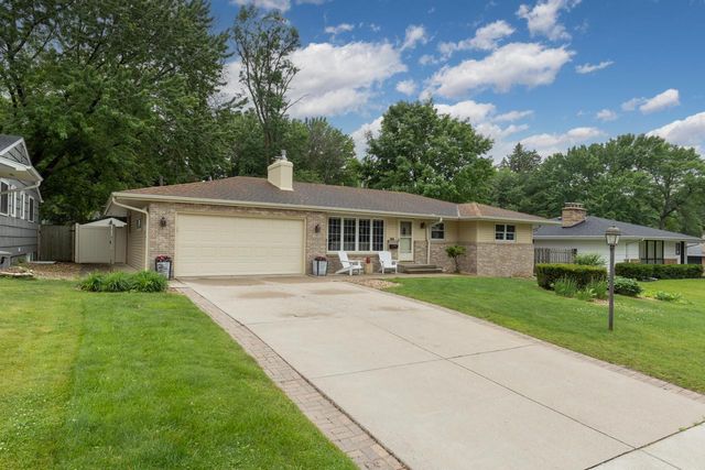 5309 Birchcrest Drive, Edina, MN 55436