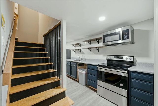2710 Hedgewood Drive NW, Atlanta, GA 30311