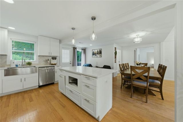 2710 Hedgewood Drive NW, Atlanta, GA 30311