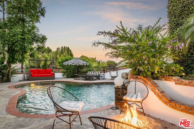 2119 Rockview Terrace, Topanga (los Angeles), CA 90290