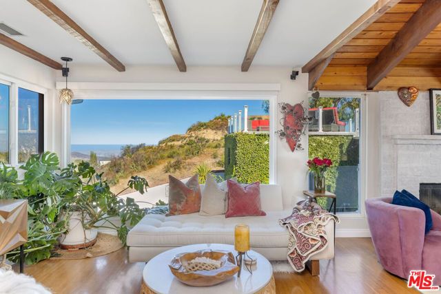 2119 Rockview Terrace, Topanga (los Angeles), CA 90290