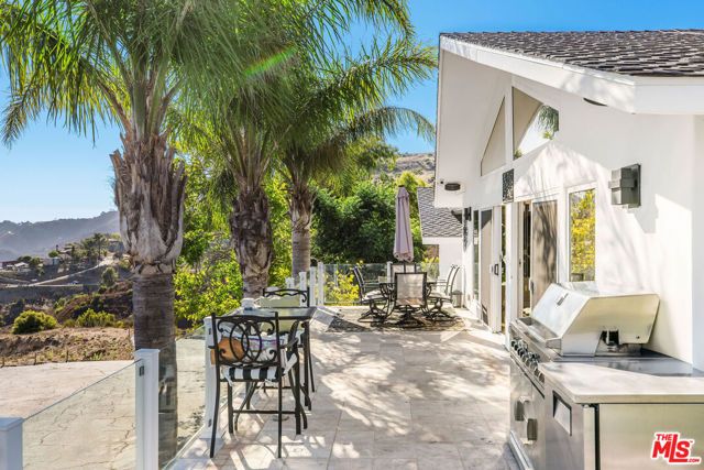2119 Rockview Terrace, Topanga (los Angeles), CA 90290