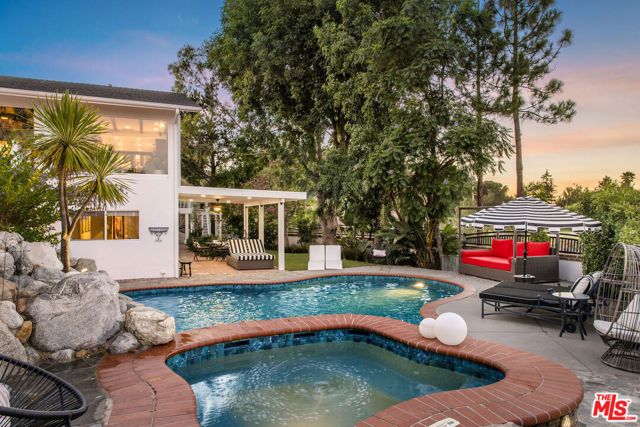 2119 Rockview Terrace, Topanga (los Angeles), CA 90290