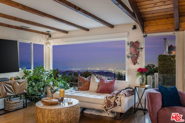2119 Rockview Terrace, Topanga (los Angeles), CA 90290