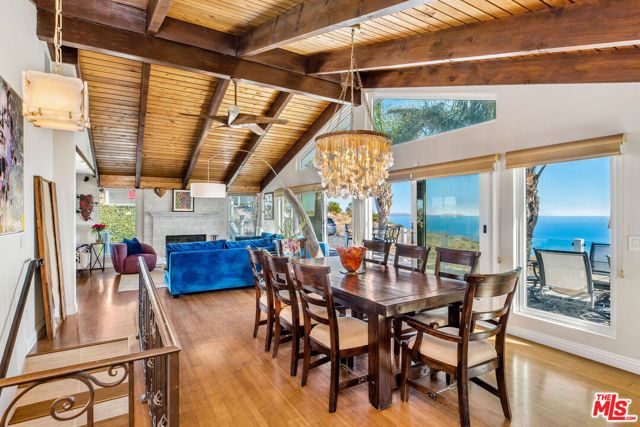 2119 Rockview Terrace, Topanga (los Angeles), CA 90290
