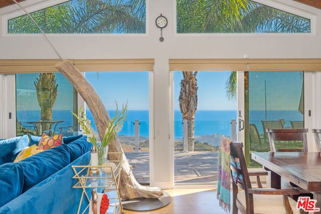 2119 Rockview Terrace, Topanga (los Angeles), CA 90290