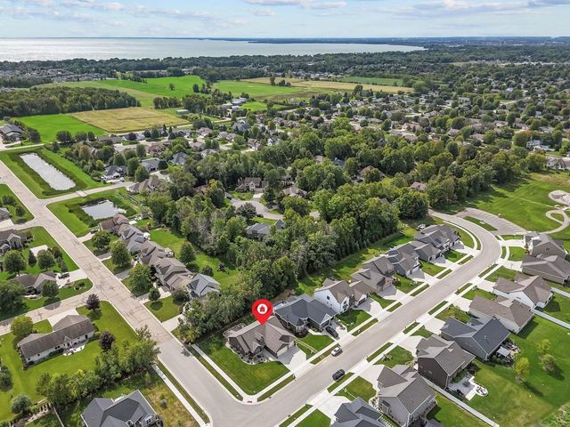 W6591 ETHAN DRIVE, Appleton, WI 54915