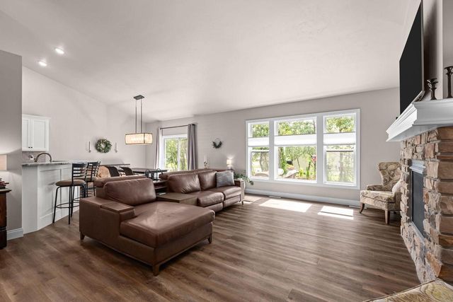 W6591 ETHAN DRIVE, Appleton, WI 54915