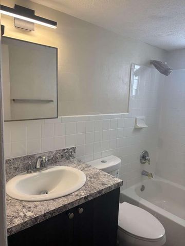 5811 NW 17TH Place H, Sunrise, FL 33313