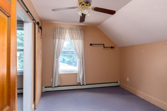 111 Gleason Ave, East Brookfield, MA 01515