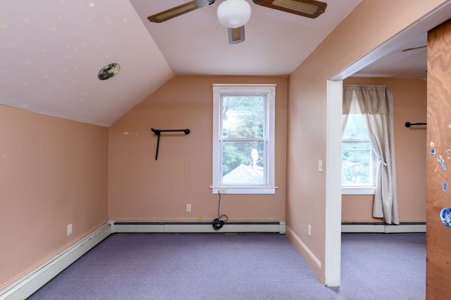 111 Gleason Ave, East Brookfield, MA 01515