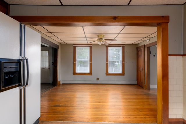 111 Gleason Ave, East Brookfield, MA 01515