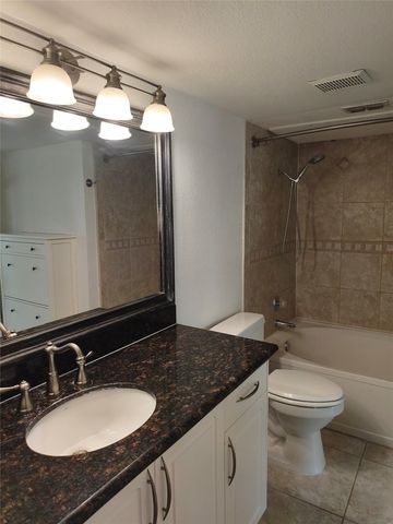 2201 Wolf Street 2205, Dallas, TX 75201