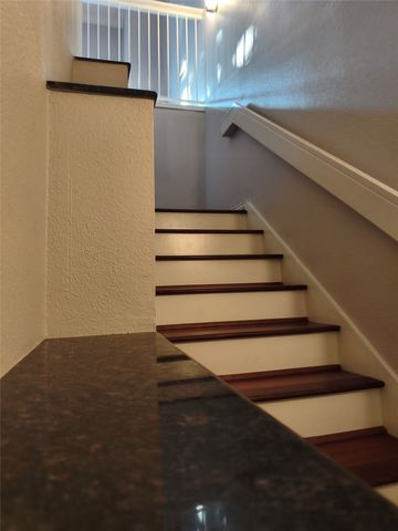 2201 Wolf Street 2205, Dallas, TX 75201