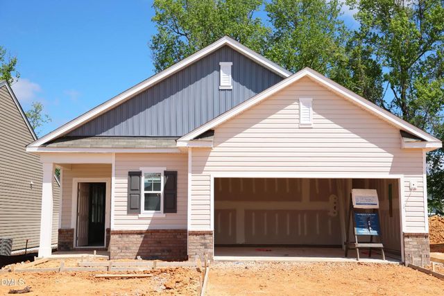 106 Oat Grain Court, Clayton, NC 27520