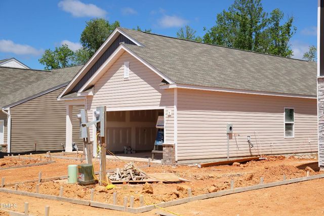 106 Oat Grain Court, Clayton, NC 27520