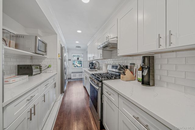 694 Whittier Street, Westbury, NY 11590