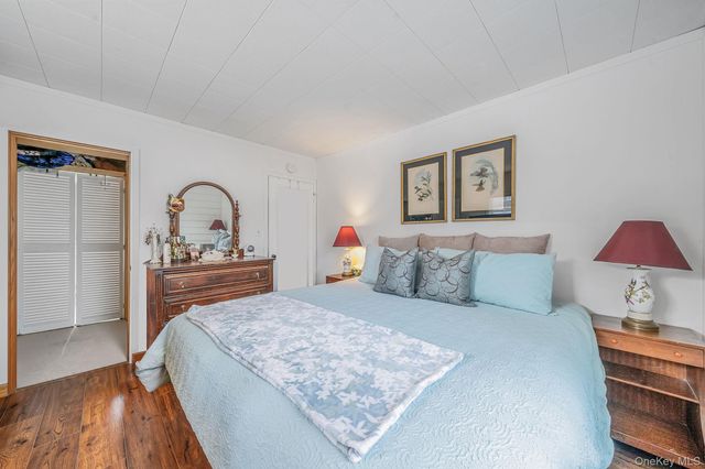 694 Whittier Street, Westbury, NY 11590