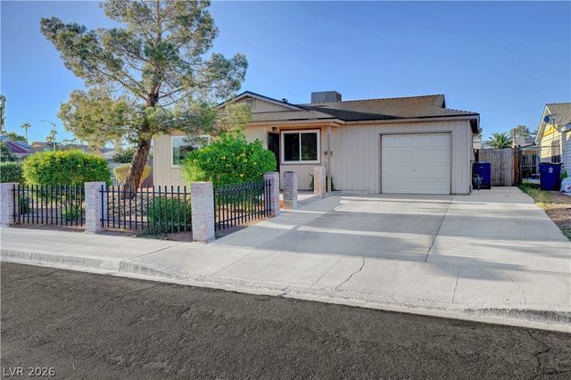 6340 Molino Street, Las Vegas, NV 89108