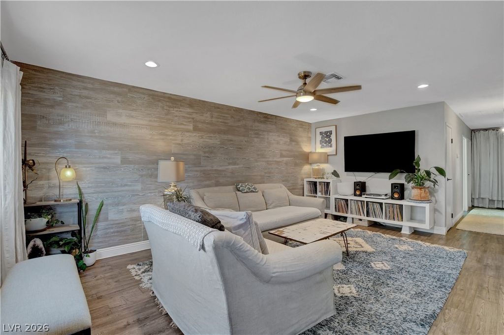 6340 Molino Street, Las Vegas, NV 89108 — photo 5