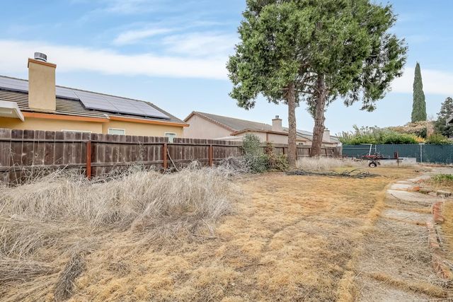 1995 Jacob Dr, Yuba City, CA 95993