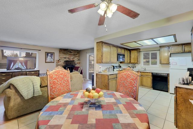 1995 Jacob Dr, Yuba City, CA 95993