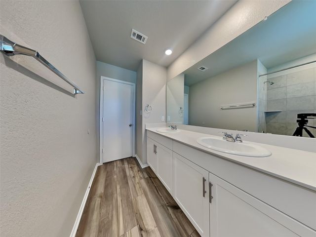 5124 Saddle Club DR, Georgetown, TX 78626