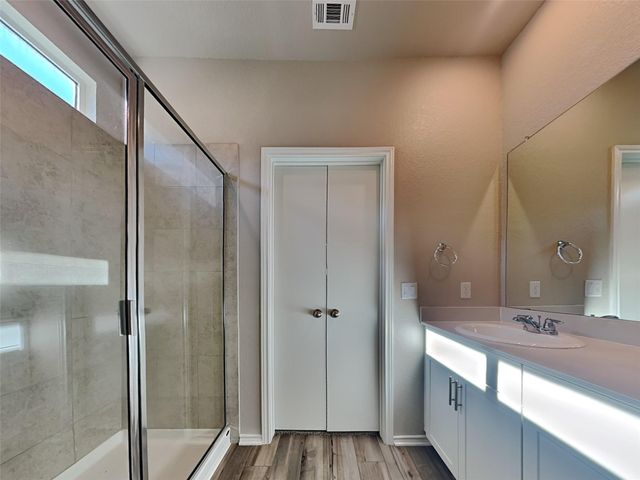 5124 Saddle Club DR, Georgetown, TX 78626