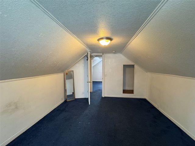 909 E 37TH Street, Erie, PA 16504