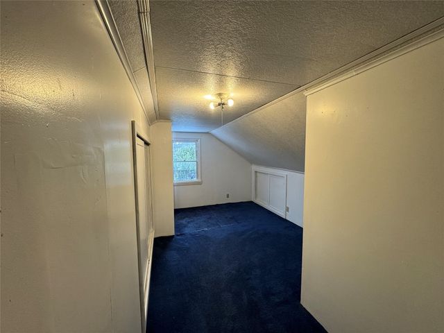 909 E 37TH Street, Erie, PA 16504