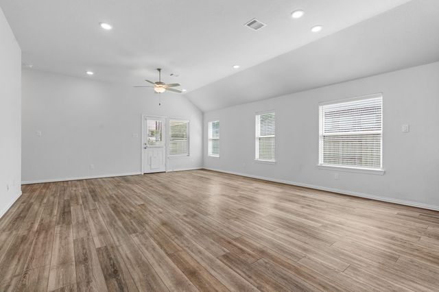 121 N Cadence Hills Loop, Conroe, TX 77318