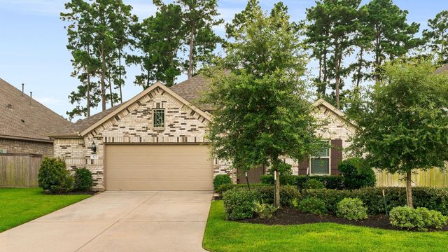 121 N Cadence Hills Loop, Conroe, TX 77318