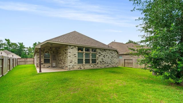 121 N Cadence Hills Loop, Conroe, TX 77318