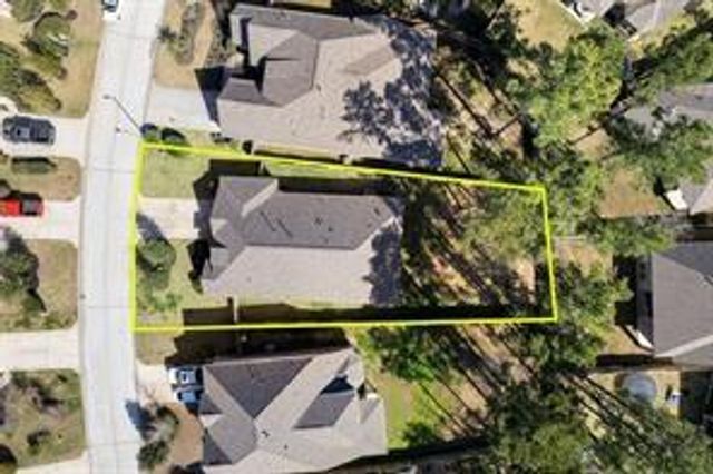 121 N Cadence Hills Loop, Conroe, TX 77318